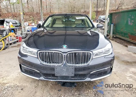 2016 BMW 750 Xi z USA, uszkodzony, nr VIN WBA7F2C55GG416592